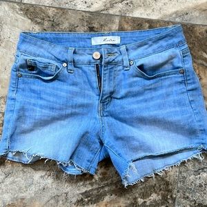 KanCan mid-rise shorts
